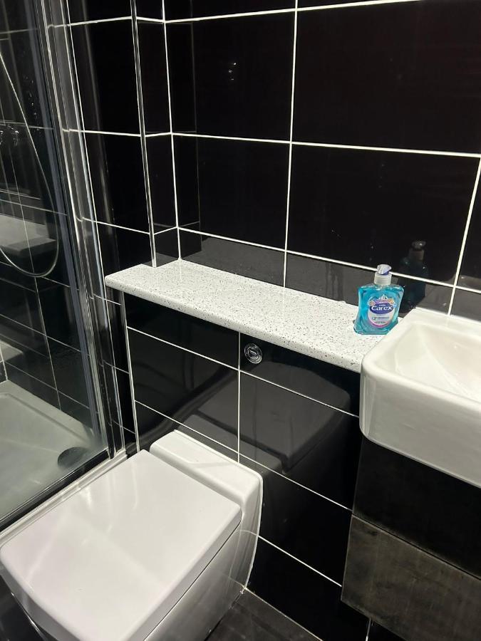 Twin Room With En-Suite Edinburgh Exterior photo